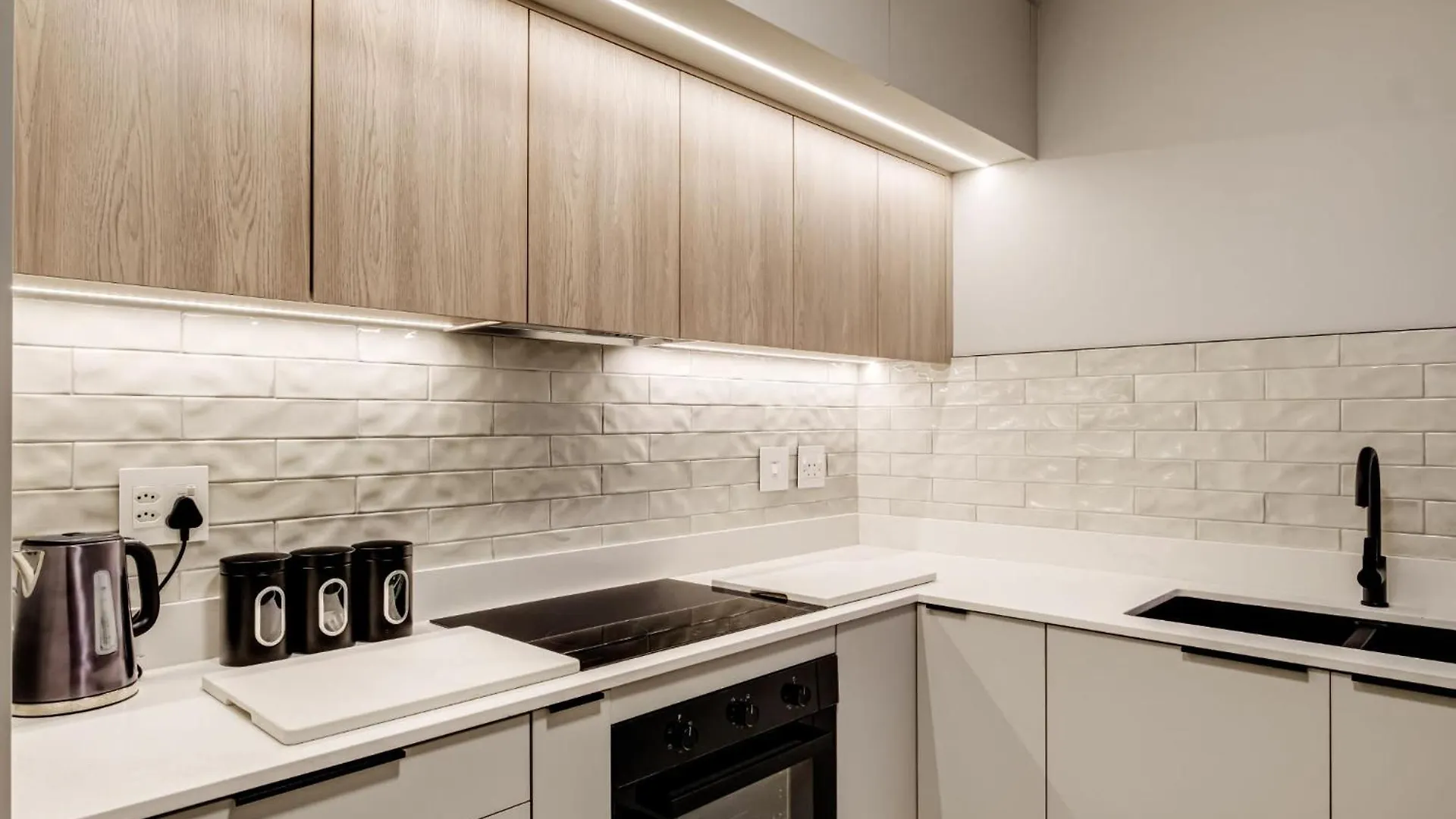 Avaya Apartment Cape Town